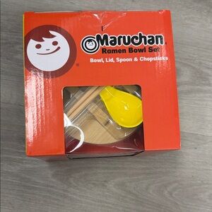 Maruchan Ramen Bowl Set with Lid and Utensils